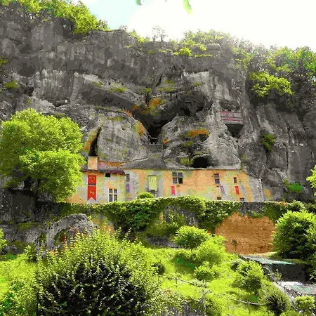 Vintage Mansion In With Swimming Pool Marminiac